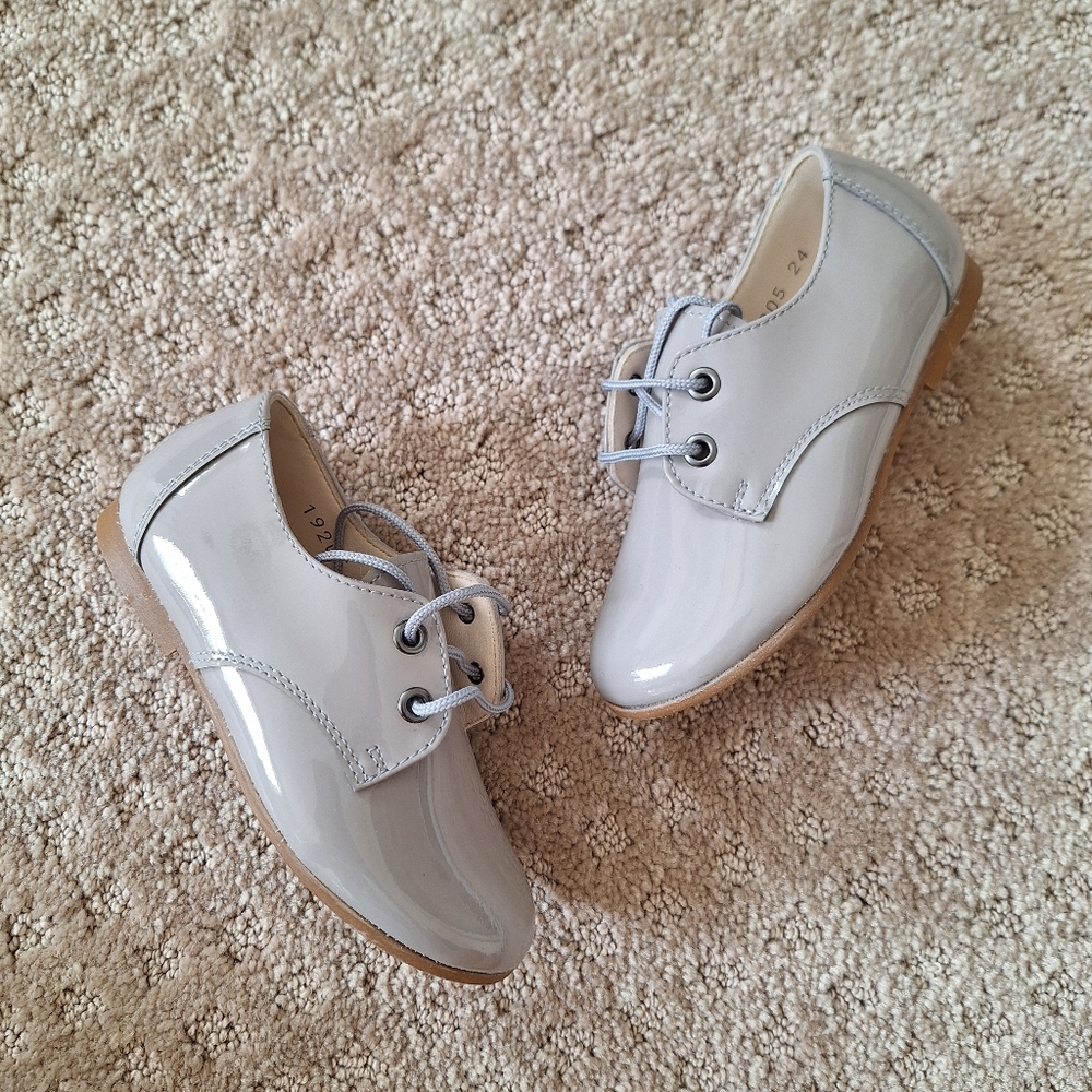 NEW Or*kideas Spanish toddler kids leather patent lace up shoes EU size 24